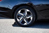 This 2023 Hyundai Elantra is for sale today. This low mileage sedan has just 23,454 kms. It's black... (image 5)