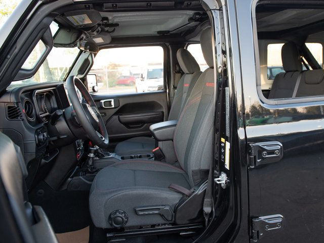 2024 Jeep Wrangler Rubicon | No Accidents | Winch Group in Cars & Trucks in Calgary - Image 3