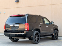 CARGET AUTOMOTIVE is thrilled to offer this 2012 Cadillac Escalade, a full-size luxury SUV offering... (image 6)