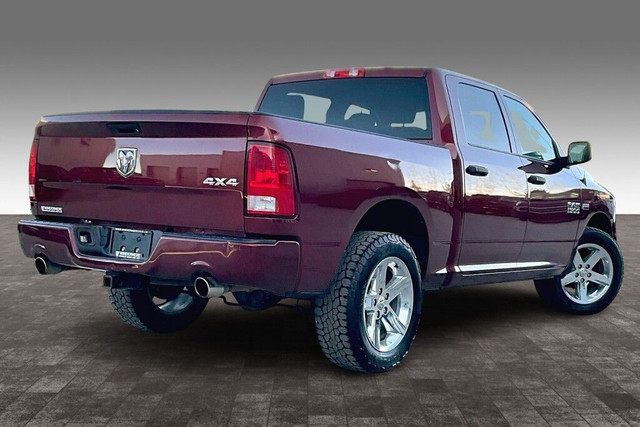 2017 Ram 1500 4wd Crewcab Express in Cars & Trucks in Edmonton - Image 2
