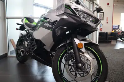 Argyll Motorsports 2024 Kawasaki NINJA e-1 SPARK A NEW ERA Finding pleasure in your daily commute. K...