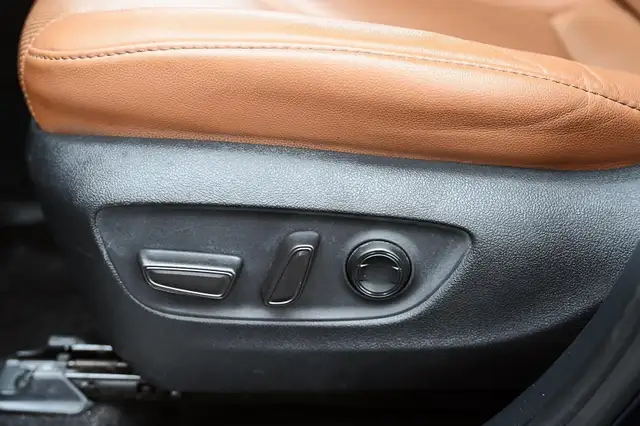 2021 Toyota Highlander 2021 LIMITED + AWD + GPS + CUIR + TOIT +  in Cars & Trucks in Longueuil / South Shore - Image 16