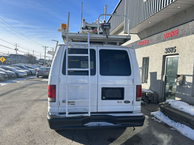 2011 Ford Fourgon Econoline Nacelle telelift - E350 in Cars & Trucks in Laval / North Shore - Image 4