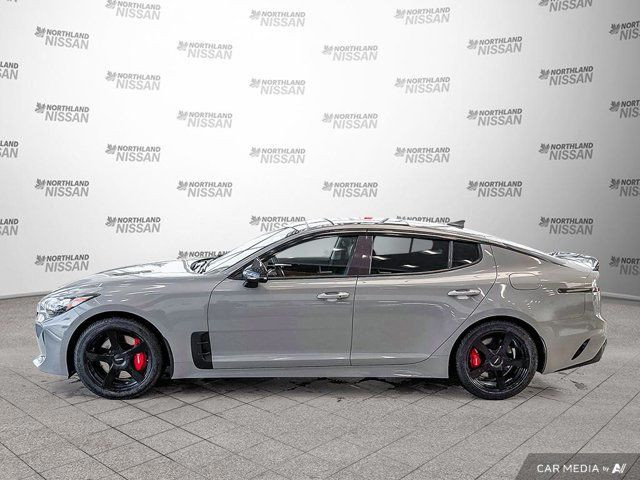 2021 Kia Stinger GT | POWER SUNROOF | NAVIGATION in Cars & Trucks in Prince George - Image 2