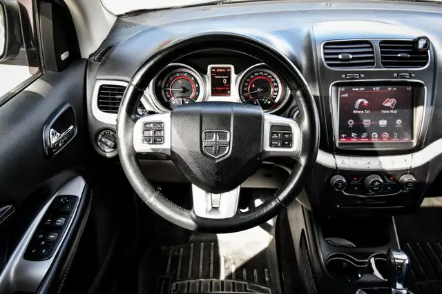 2018 Dodge Journey GT • HEATED LEATHER • NAV • PREMIUM AUDIO in Cars & Trucks in Kingston - Image 12