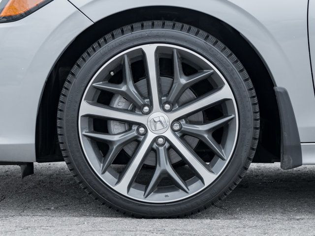 2022 Honda Civic Sedan Touring | Navigation | Heated Seats in Cars & Trucks in Hamilton - Image 4