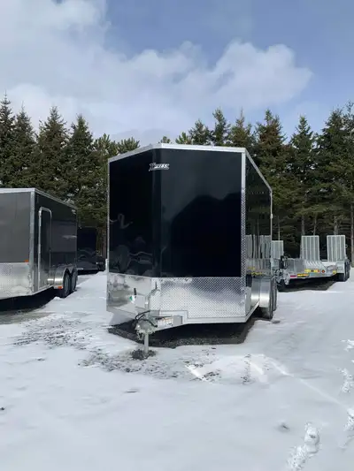 sell cargo trailer enclosed trailer remorque trailer fermé no- galvanize + also some utility galvani...