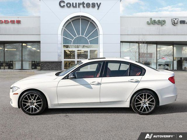 2014 BMW 3 Series 328i xDrive | Navigation | AWD in Cars & Trucks in Calgary - Image 3