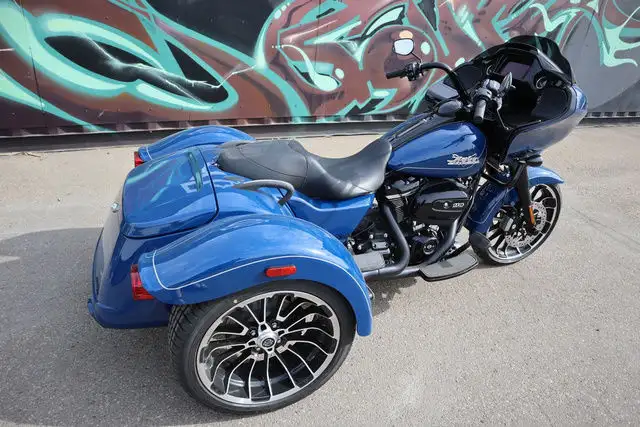 2023 Harley-Davidson FLTRT - Road Glide 3 in Street, Cruisers & Choppers in Strathcona County - Image 6