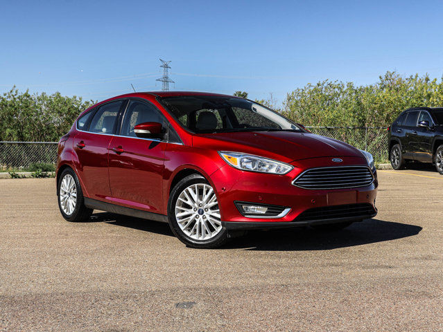 2017 Ford Focus Titanium 300A 2.0L Auto in Cars & Trucks in Strathcona County - Image 2