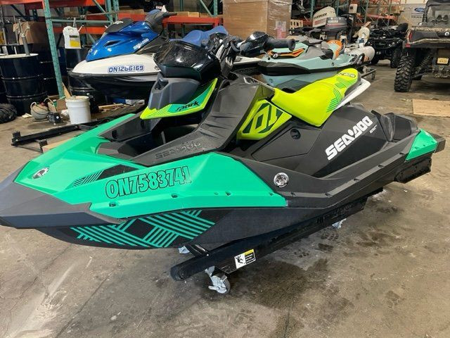 2021 Spark Trixx 2up W/Sound in Personal Watercraft in Barrie
