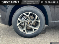 Experience the thrill of driving the new Chevrolet Trax LT in a striking black exterior with front-w... (image 3)