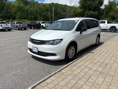 See Dealer Website for Details. Engine: 3.6 Other Equipment Heat, Rear Air & Air Conditioning, Alloy...