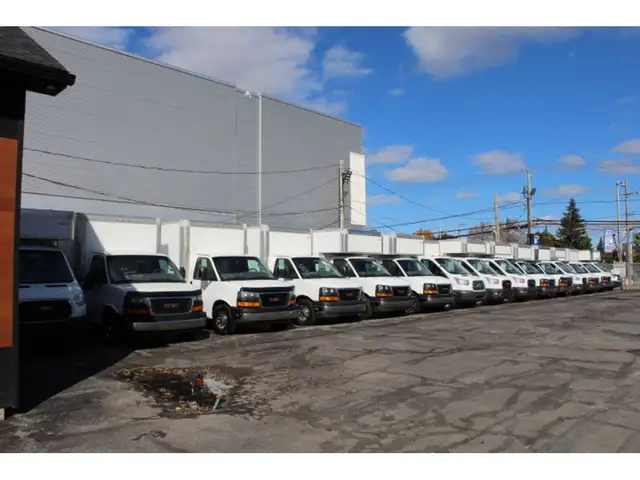 2021 GMC Savana CUBE 14 PIEDS + DECK 6.6 LITRES 1 SEUL PROPRIO in Cars & Trucks in Laval / North Shore - Image 28