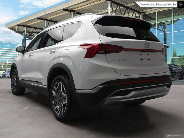 2023 Hyundai Santa Fe Hybrid Luxury AWD - Low Kms - Remaining Ma in Cars & Trucks in Edmonton - Image 4