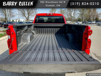 Elevate your workday with the powerful and resilient new Chevrolet Silverado 1500, boldly dressed in... (image 8)