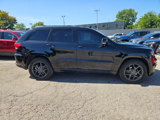 2020 Jeep Grand Cherokee Limited dans Autos et camions dans London - Image 6