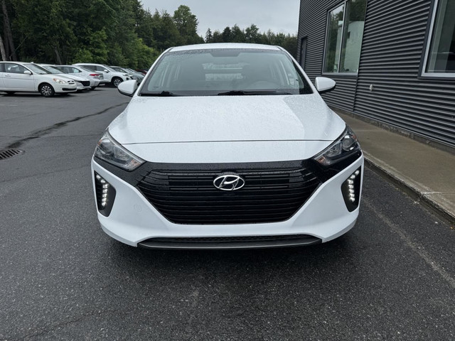 Hyundai IONIQ Plug-In Hybride Preferred Sièges & Volant Chauffan in Cars & Trucks in Trois-Rivières - Image 2
