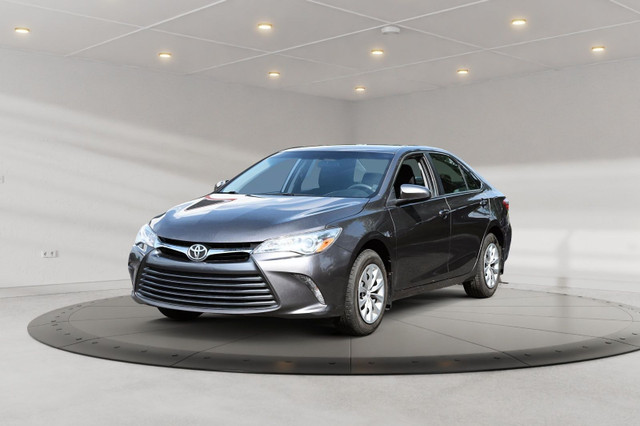 2017 Toyota Camry LE + SEULEMENT 62884 KM LE FWD in Cars & Trucks in Longueuil / South Shore