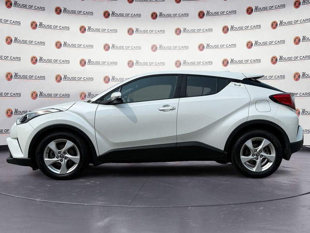 2018 Toyota C-HR FWD XLE in Cars & Trucks in Calgary - Image 2