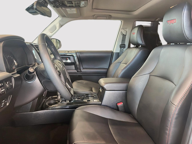 2022 Toyota 4Runner TRD Off-Road! One owner, no accidents! in Cars & Trucks in Calgary - Image 4