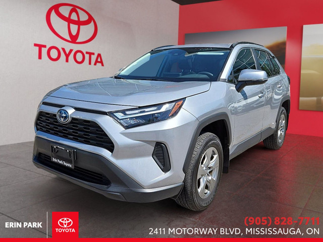 2023 Toyota RAV4 Hybrid XLE in Cars & Trucks in Oakville / Halton Region