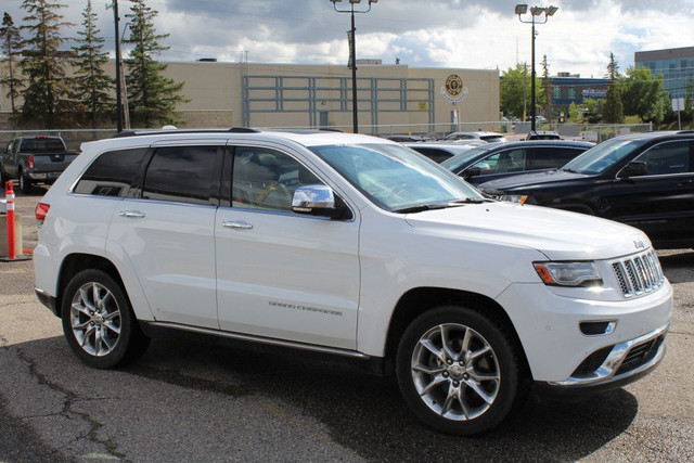 2014 Jeep Grand Cherokee 4WD SUMMIT/NAVI/S.ROOF/LTHR/B.CAMERA in Cars & Trucks in Calgary - Image 4