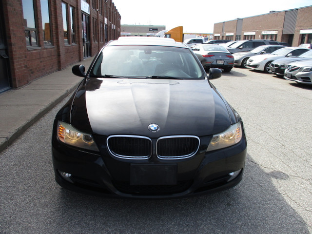 2010 BMW 3 Series 323i ***CERTIFIED | SUNROOF | LEATHER*** in Cars & Trucks in Mississauga / Peel Region - Image 2