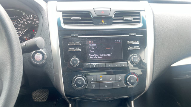 2015 Nissan Altima S / Camera / Bluetooth / Régulateur de vitess in Cars & Trucks in Laval / North Shore - Image 3