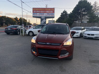 This Beautiful Ford Escape encapsulates exactly what its name implies, a great escape from your dail... (image 5)