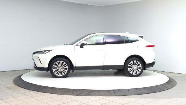 2022 Toyota Venza Limited JBL Audio System! Heated & Ventilat... in Cars & Trucks in Lethbridge - Image 2