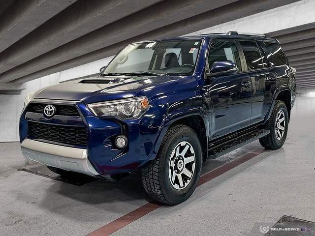  2017 Toyota 4Runner 4WD 4dr V6 SR5 in Cars & Trucks in Edmonton