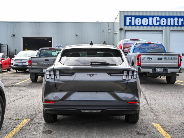 2023 Ford Mustang Mach-E Select in Cars & Trucks in Ottawa - Image 3