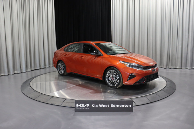2023 Kia Forte GT Limited 1.6L TURBO / Heated/Cooled Leather... in Cars & Trucks in Edmonton