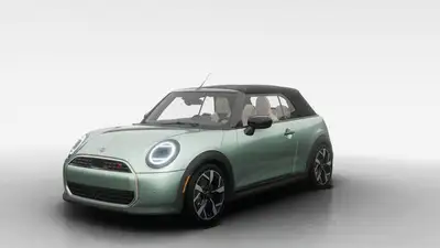 La *MINI Cooper Cabriolet S 2025 *est un véhicule sportif aux performances exaltantes. Doté d'un toi...