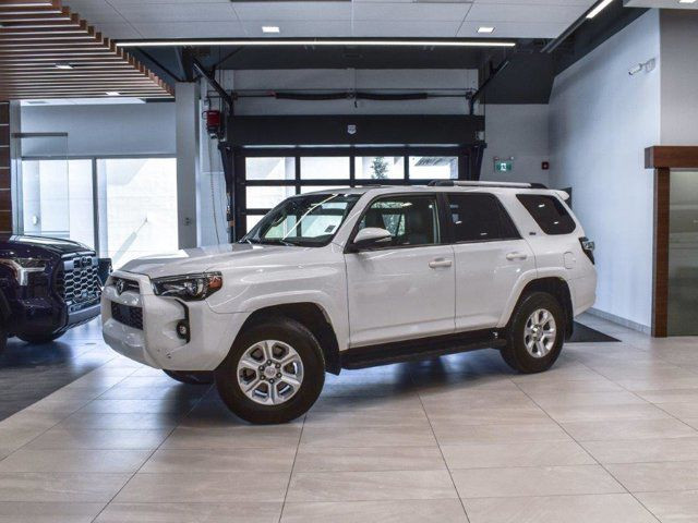 2023 Toyota 4Runner SR5 4X4 in Cars & Trucks in Calgary - Image 2