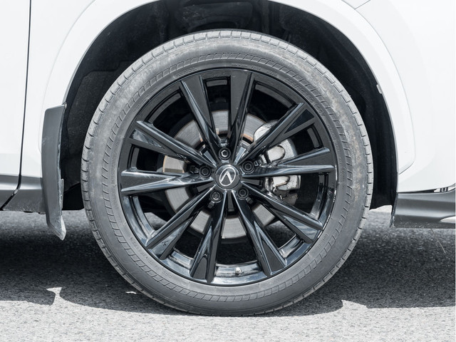 2022 Lexus NX NX 350 AWD in Cars & Trucks in Markham / York Region - Image 4