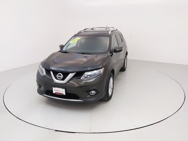 2014 Nissan Rogue in Cars & Trucks in Winnipeg - Image 4