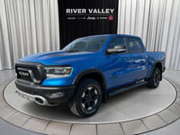 TRAILER SWAY CONTROL, 4 WHEEL DISC BRAKES, TRACTION CONTROL, POWER DRIVER SEAT, AUTO-DIMMING REARVIE... (image 7)