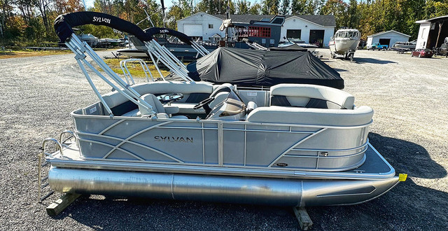 2024 SYLVAN 818 Mirage Cruise in Powerboats & Motorboats in Ottawa