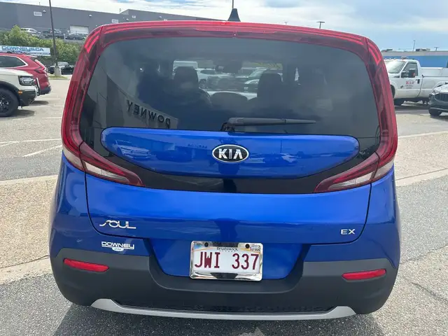 2020 Kia Soul EX DISTINCTIVE STYLE, EFFICIENT PERFORMANCE, AND M62863211904131124