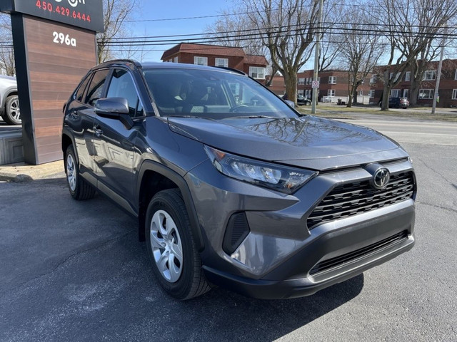 2021 Toyota RAV4 LE AWD BAS KM in Cars & Trucks in West Island - Image 3