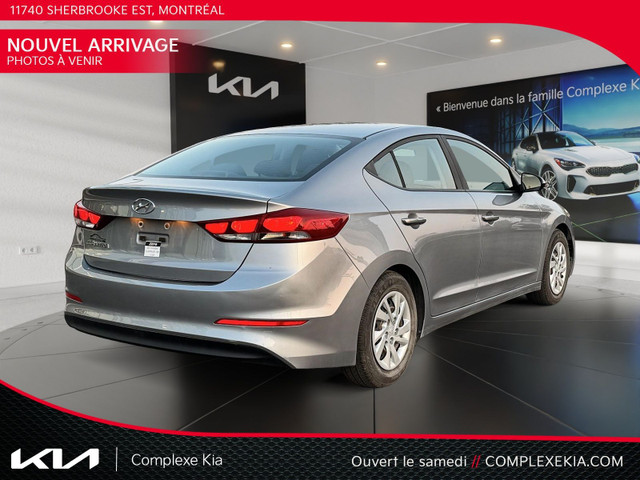 2017 Hyundai Elantra LE S.Chauffants A/C Bluetooth in Cars & Trucks in City of Montréal - Image 3
