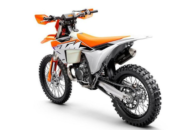 2023 KTM 250 XC in Dirt Bikes & Motocross in Longueuil / South Shore - Image 3