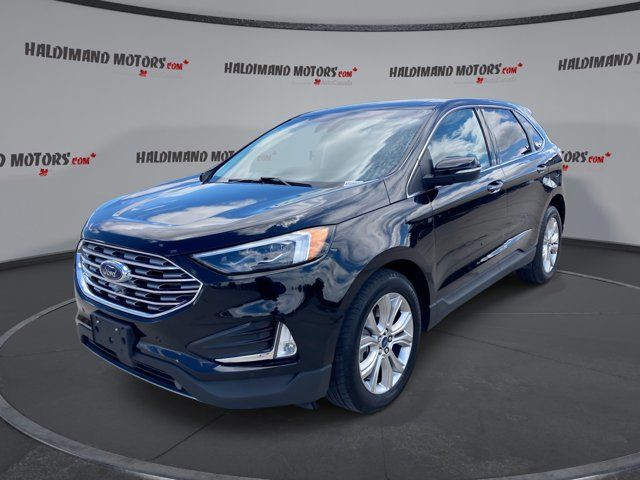 2022 Ford Edge Titanium in Cars & Trucks in Hamilton