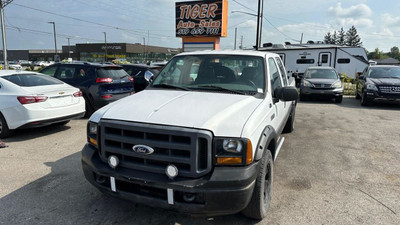  2005 Ford F-350 *CREW CAB*LONG BOX*GAS*ONLY 196KMS*AS IS