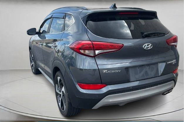 2017 Hyundai Tucson Limited in Cars & Trucks in City of Montréal - Image 4