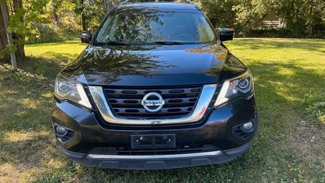 2018 Nissan Pathfinder PLATINIUM in Cars & Trucks in Oakville / Halton Region