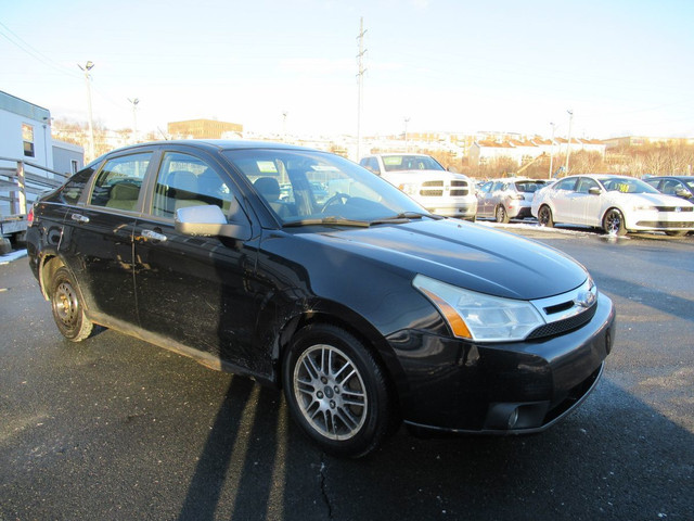 2011 Ford Focus SE CLEAN CARFAX!!! in Cars & Trucks in City of Halifax - Image 3