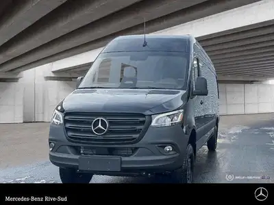Mercedes-Benz Rive-Sud, la destination Mercedes-Benz par excellence. Bienvenue en première classe. D...